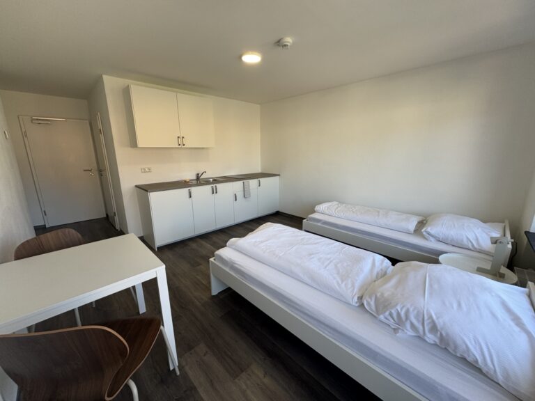 Helles 2-Bett-Apartment 4 im Haus Burgkeller